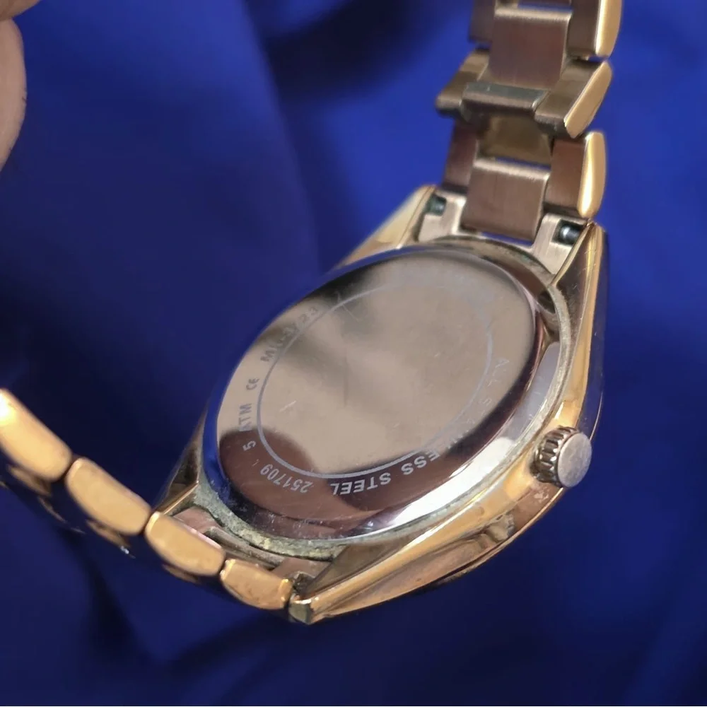 Michael Kors Lauryn Rose Gold 38mm Luxury Womens Watch New battery